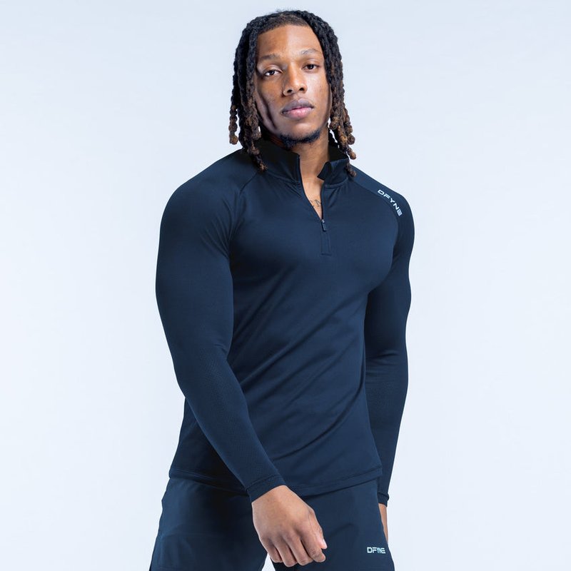 Unbound Quarter Zip